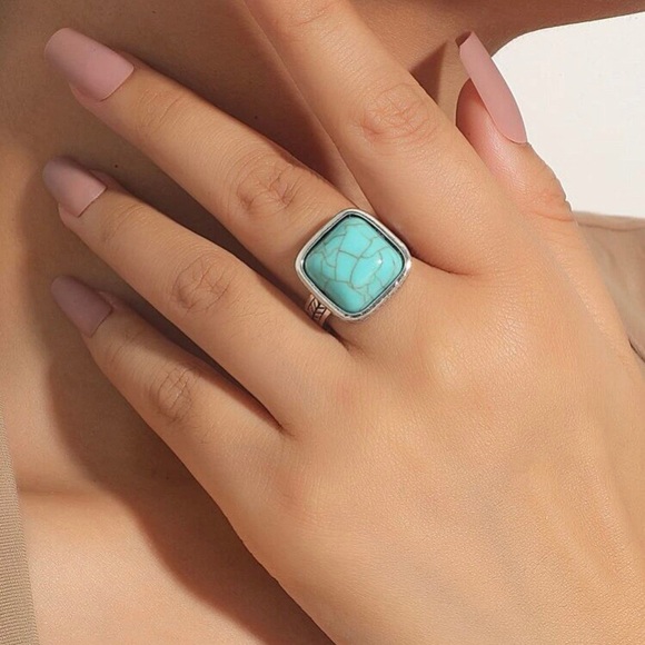 LLK Jewelry - LAST ONE: Women’s turquoise cute square ring